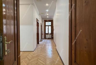 Birou, de 150 mp, în Ultracentral - 2