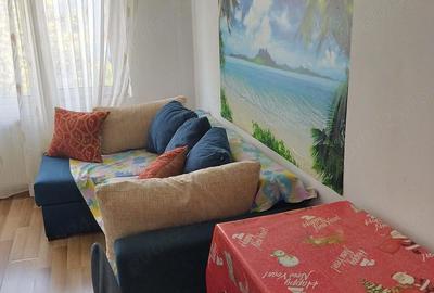 Apartament cu 3 camere semidecomandat în Târgșoru Nou - 9