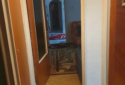 Apartament cu 3 camere semidecomandat, mobilat în Berceni - 3
