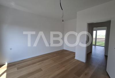 Duplex cu 4 camere cu Canalizare în Șura Mică - 6