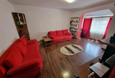 Garsonieră decomandată, mobilată în Central