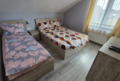 Casă cu Teren 250 Mp în Central - 2