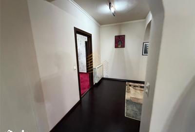 Apartament cu 3 camere în Calea Moldovei - 9