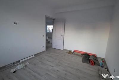 Casă cu 3 camere cu Teren 390 Mp în Păulești - 15