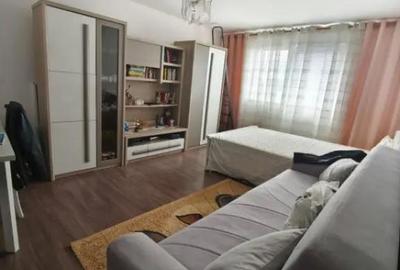 Apartament cu 2 camere decomandat în Siret - 1