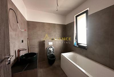 Duplex cu 3 camere cu Teren 107 Mp în Central - 11