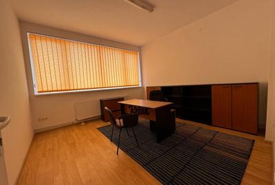 Zona pietii Tractorul, 900 mp, spatii comerciale dispuse pe doua etaje - 17