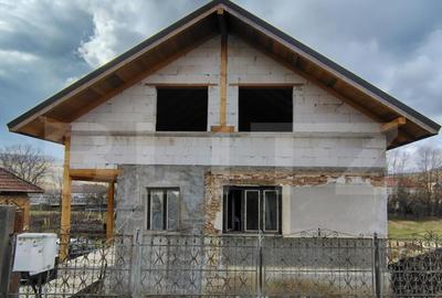 Casă cu 4 camere cu Teren 1360 Mp în Iris - 7