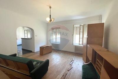 Casă individuală cu 3 camere cu Canalizare în Central - 22