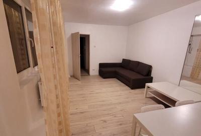 Obor etaj 7 la metrou - 2