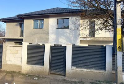 Casă cu 4 camere cu Teren 250 Mp în Ciurea - 1