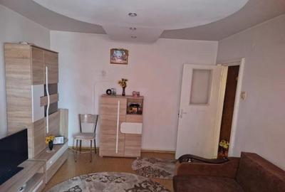 Apartament 2 camere, decomandat - zona Tractorul - 5