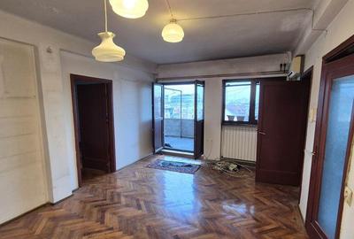 Apartament cu 3 camere semidecomandat în Calea Victoriei - 2