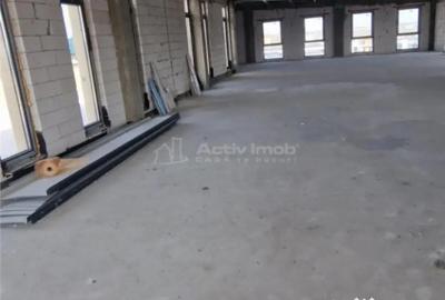 Spațiu comercial, de 376 mp, în Tunari