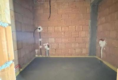 Garsonieră decomandată în Central - 10