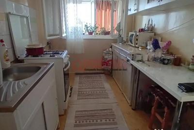 Apartament cu 2 camere semidecomandat în Alexandru Obregia - 12