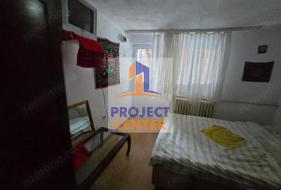 Casă cu 7 camere cu Teren 244 Mp în Sălătrucu - 8