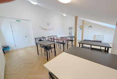 Casă individuală cu 8 camere cu Canalizare în Domenii - 2