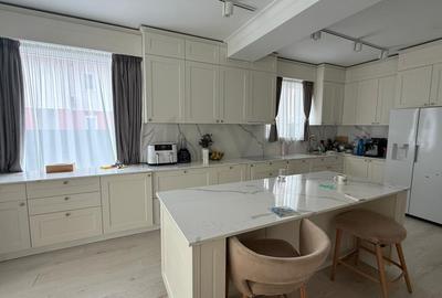 REV2005446 Pipera l American Village l Vila duplex 260 mp - 2