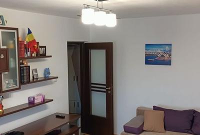 Apartament cu 3 camere decomandat în Alexandru cel Bun - 9
