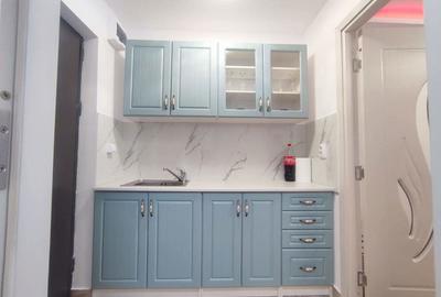 Garsonieră semidecomandată în Central - 1