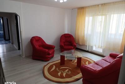Apartament cu 3 camere semidecomandat în Central - 3