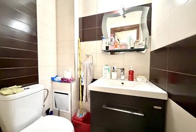 Apartament cu 3 camere decomandat, mobilat în Lunei - 8
