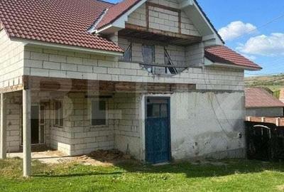 Casă cu 3 camere cu Teren 1150 Mp în Central - 4