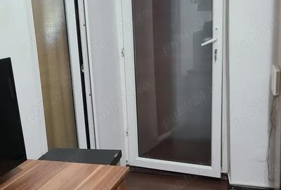 Garsonieră decomandată în Central - 1
