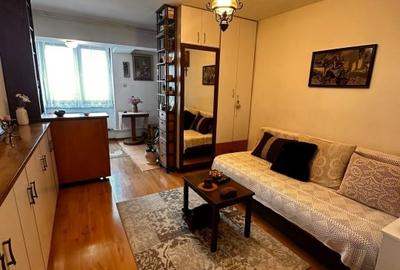 Garsonieră decomandată, mobilată în Bartolomeu - 5