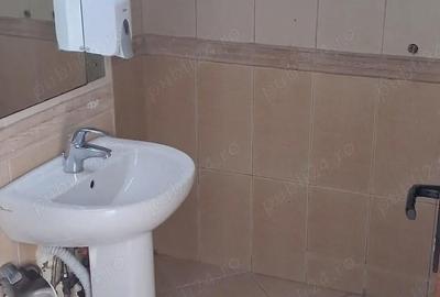 Spațiu comercial, de 30 mp, în Calea Moldovei - 8