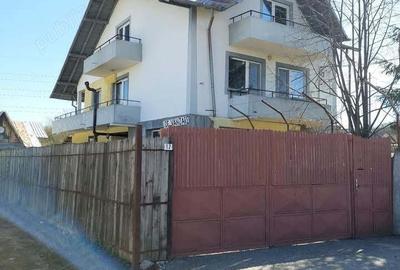 Casa +teren de vanzare in pitesti - 1