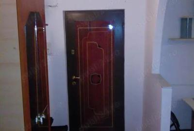 Apartament cu 3 camere decomandat în Crihala - 1