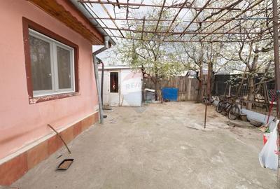 Casă cu 2 camere cu Teren 266 Mp în Giulești - 2