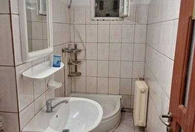 Inchiriez apartament 2 camere - 1