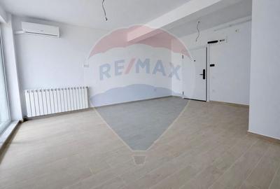 Apartament cu 2 camere decomandat în Central - 4