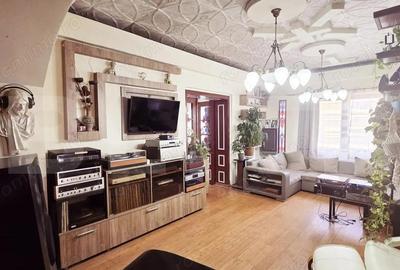 Casa individuala cu 4 camere,zona Ultracentrala Blaj-perfecta pt business - 1