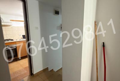Vanzare garsoniera zona Hala Traian-Calea Călărasilor,Str. Traian 87 - 16