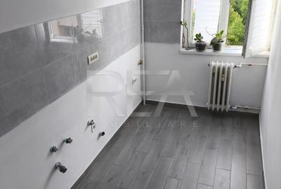Apartament 3 Camere , Decomandat , Zona Alexandru Obregia - 4
