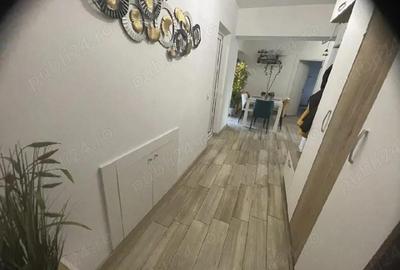 Apartament cu 3 camere decomandat în Rovine - 7