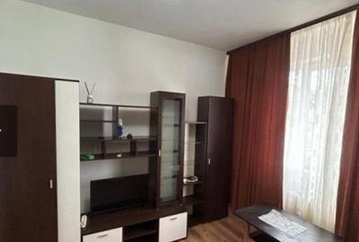 Garsonieră în CET - 3