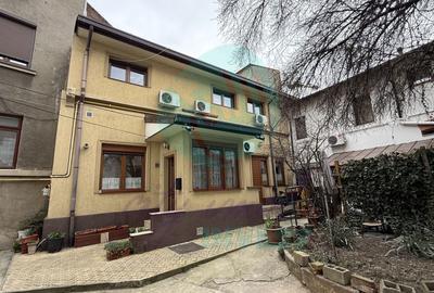 Casă individuală cu 5 camere cu Canalizare în Armeneasca