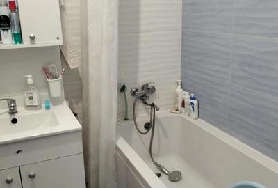 Apartament cu 2 camere decomandat în Titan - 8
