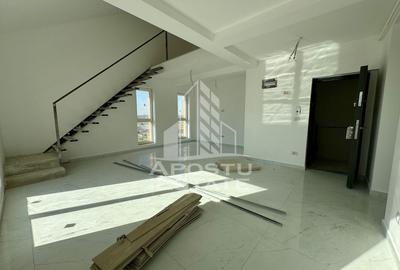 Penthouse cu scara interioara deosebita, 3 camere si 2 bai langa Lidl. - 2