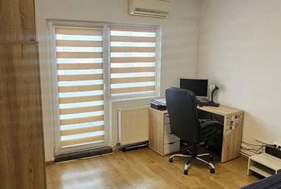 Apartament cu 3 camere în Central - 2