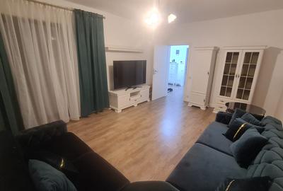 Apartament cu 2 camere decomandat, mobilat în Parcul Carol