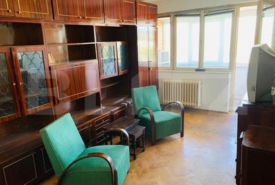 Apartament de vanzare, cu 2 camere, 47 mp, renovabil, zona Libertatii
