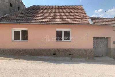 Bocsa Montana, Casa Cocheta pentru Familie mare. - 4