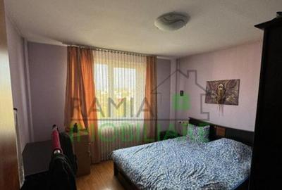 Apartament 3 Camere de Vanzare Calea Bucure?ti.