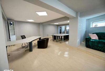 Spațiu comercial, de 85 mp, în Central - 7